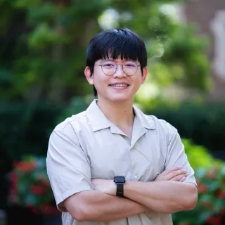 Kuan Liu